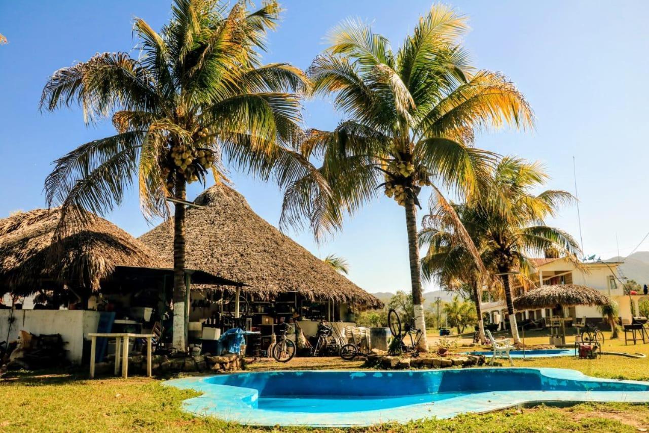 Hotel Y Restaurante El Texano Tamasopo Exterior foto
